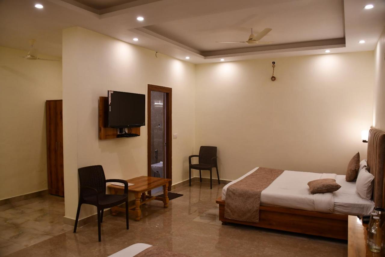 Shivansh Inn Resort Rishīkesh Zewnętrze zdjęcie